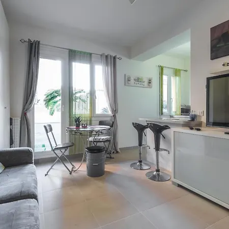 Cosy At Port Apartment *